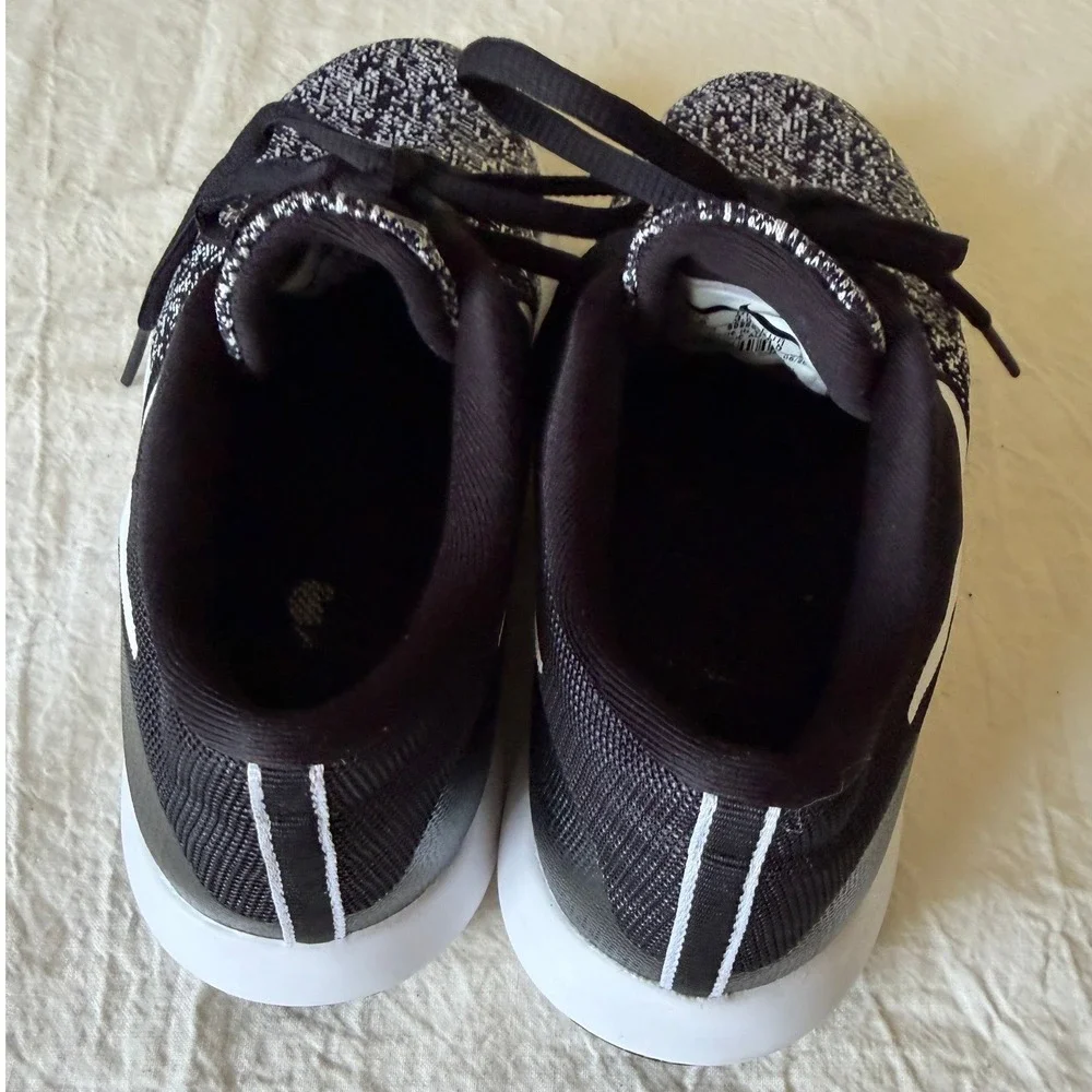 Nike Flex Contact Mens 6 Black White Running Shoes 908995-002